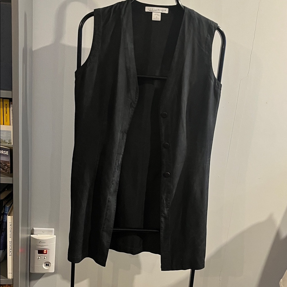 The Limited Black Sleeveless Vest in Silk